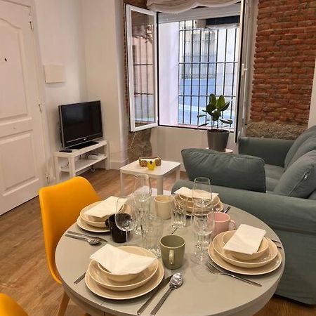 Apartamento Atocha/Reina Sofia Madrid Exteriör bild
