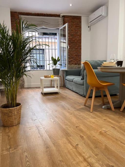 Apartamento Atocha/Reina Sofia Madrid Exteriör bild